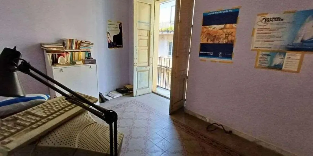 Multi-level Apartment with Sea View in Cetraro
