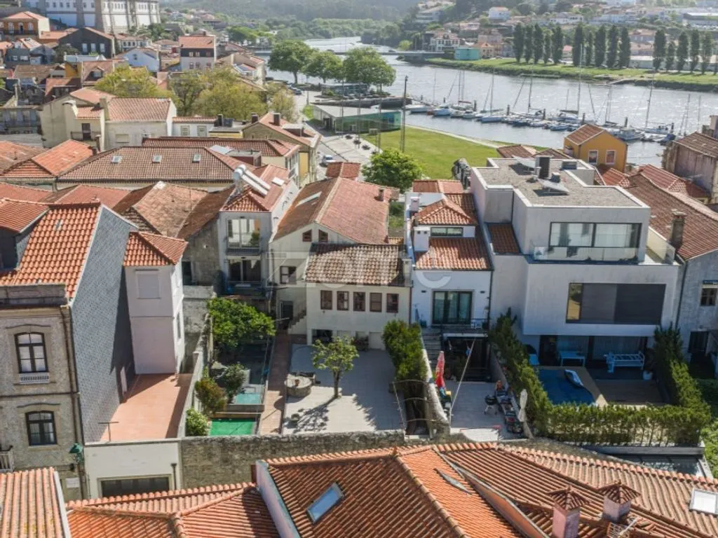 Vista aerea - Luxury House with River View in Vila do Conde