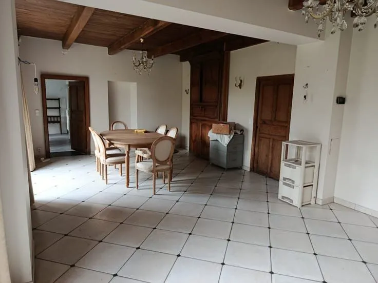 Maison 7 chambres à Heinsch
