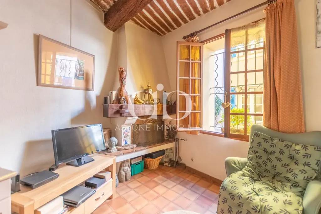 Soggiorno - Character House with Courtyard in Cassis Centre