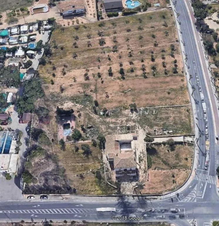 Vue aérienne - Developable Land with Semi-Renovated House in Benidorm