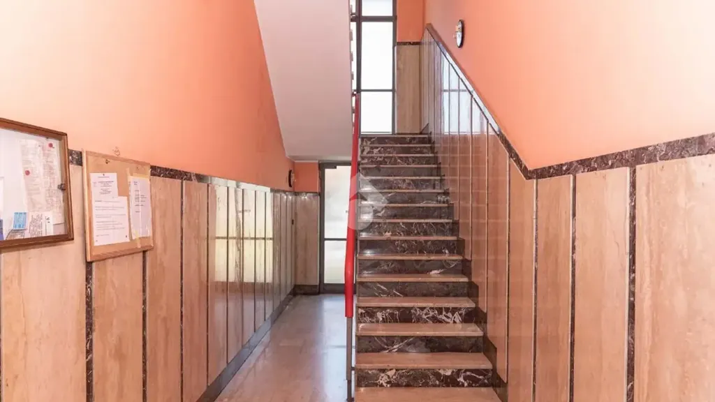 Rooms - Apartment with Alpine View in Cirie'