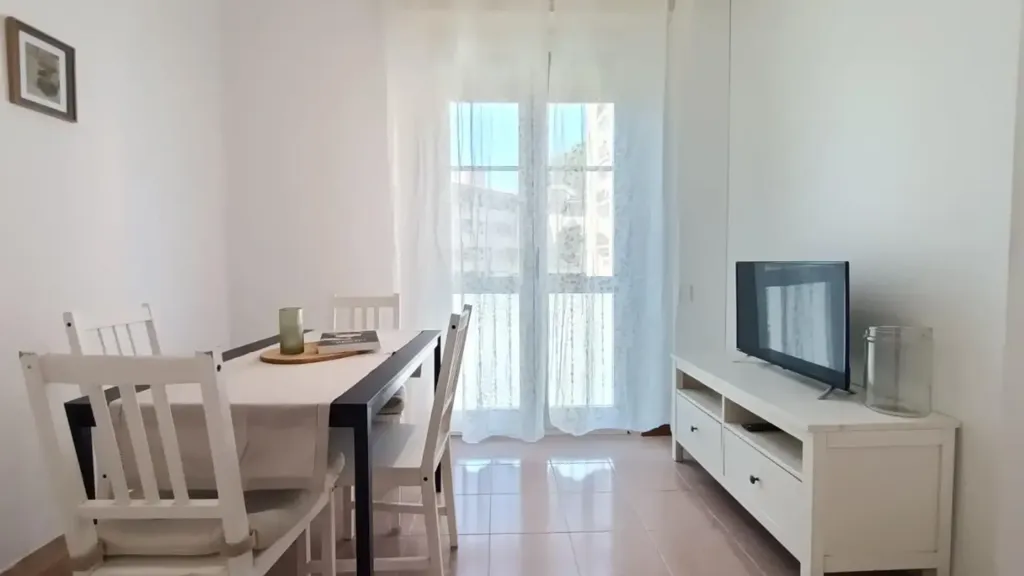 Söögituba - Apartment with Balcony in Pisa