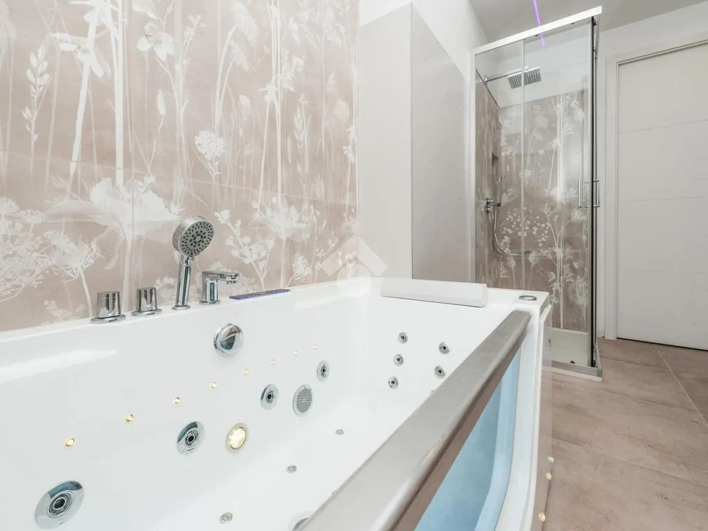Salles de bain - Completely Reworked Apartment in Giaveno