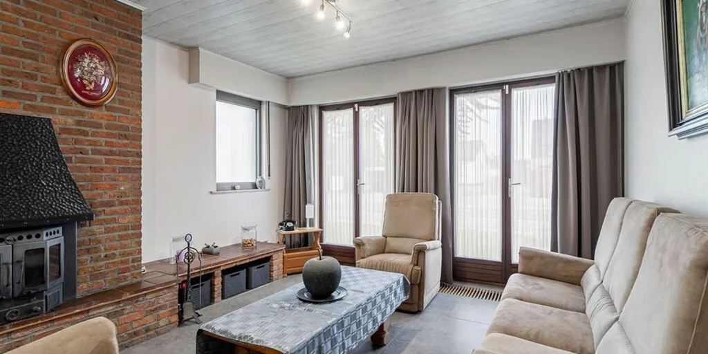Soggiorno - Low-Rise Villa with Garden in Edegem