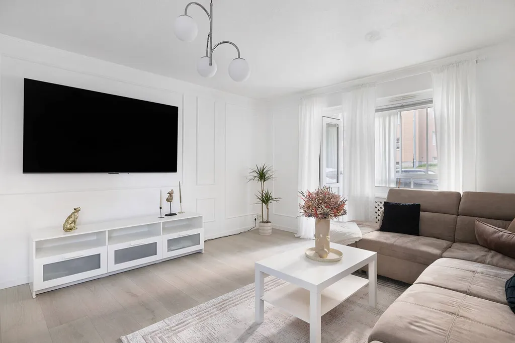 Séjour - Ground Floor Apartment with Balcony in Jakobsberg