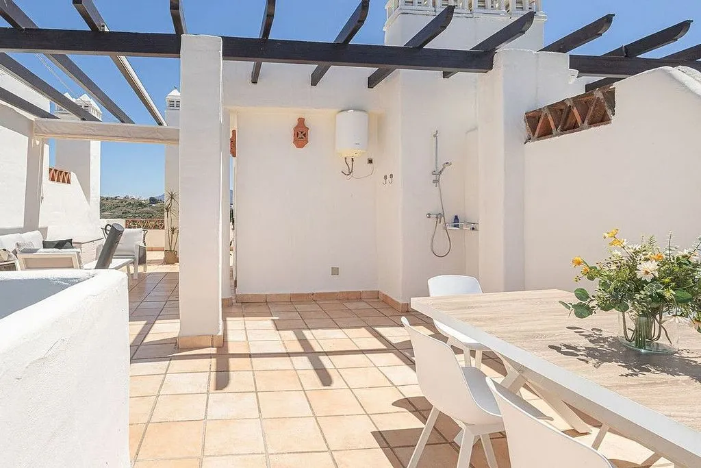 Terrass - Penthouse with Sea View in Estepona