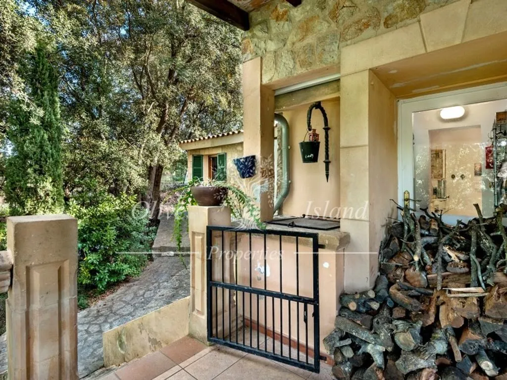 Terrass - Luxury House with Pool and Gardens in Alaró