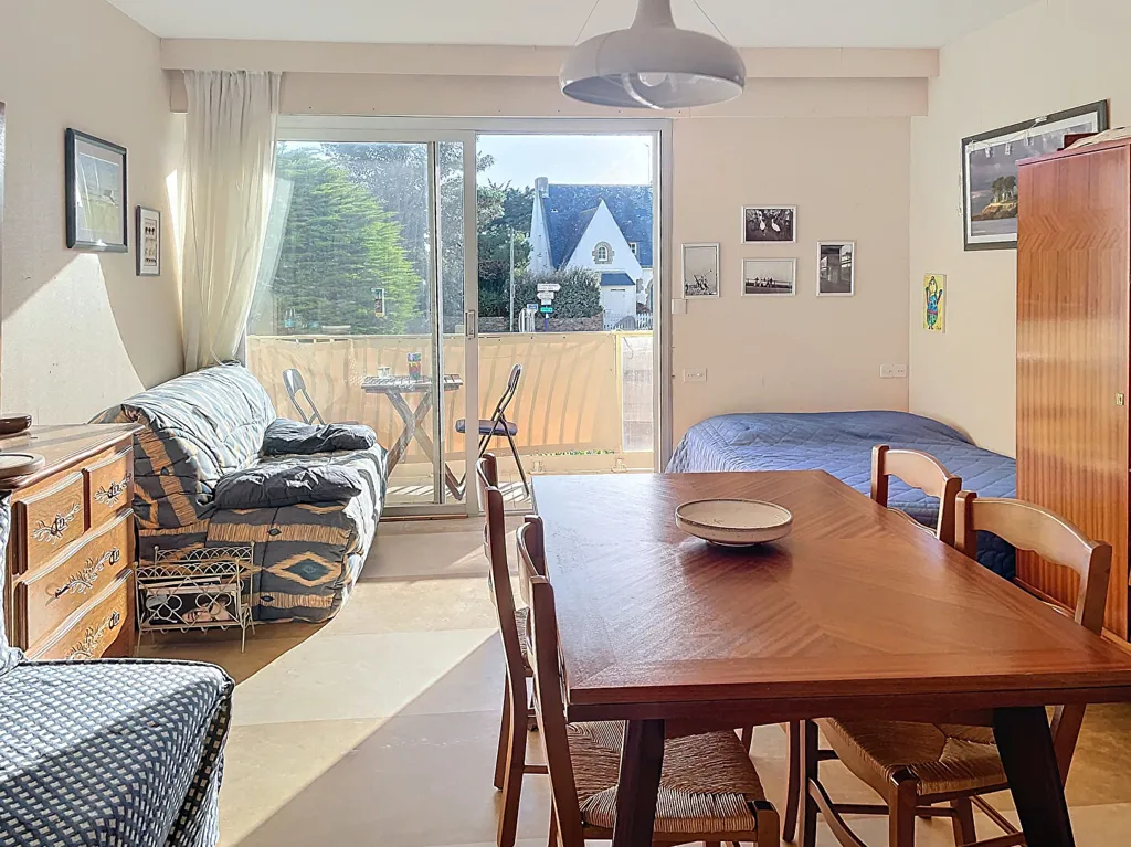 Söögituba - Bright 1-Bedroom Apartment with Balcony in Quiberon