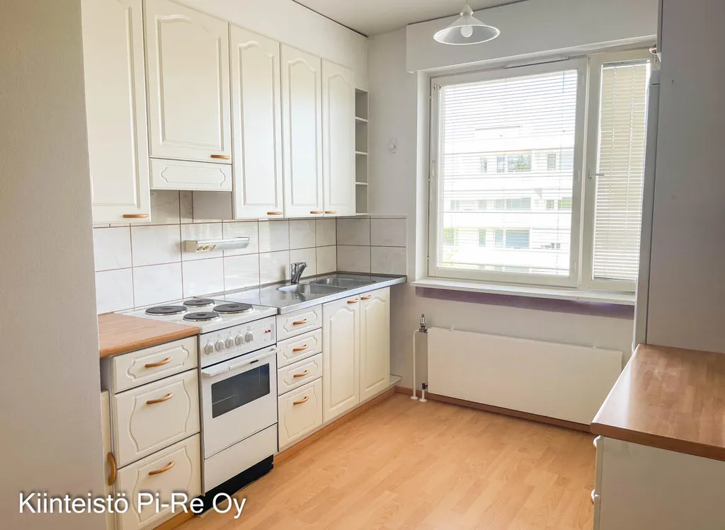 Cuisine - Modernised Flat with Balcony in Forssa Centre