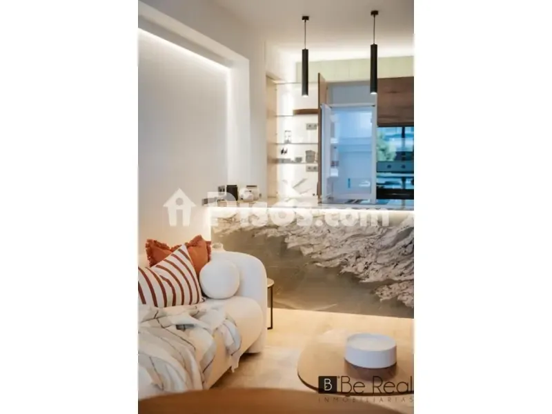 Soggiorno - Modern Flat with High-End Finish in Ciudad Lineal