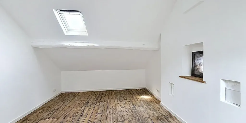 Pièces - Rijwoning Centrale avec Pellet à Ciney