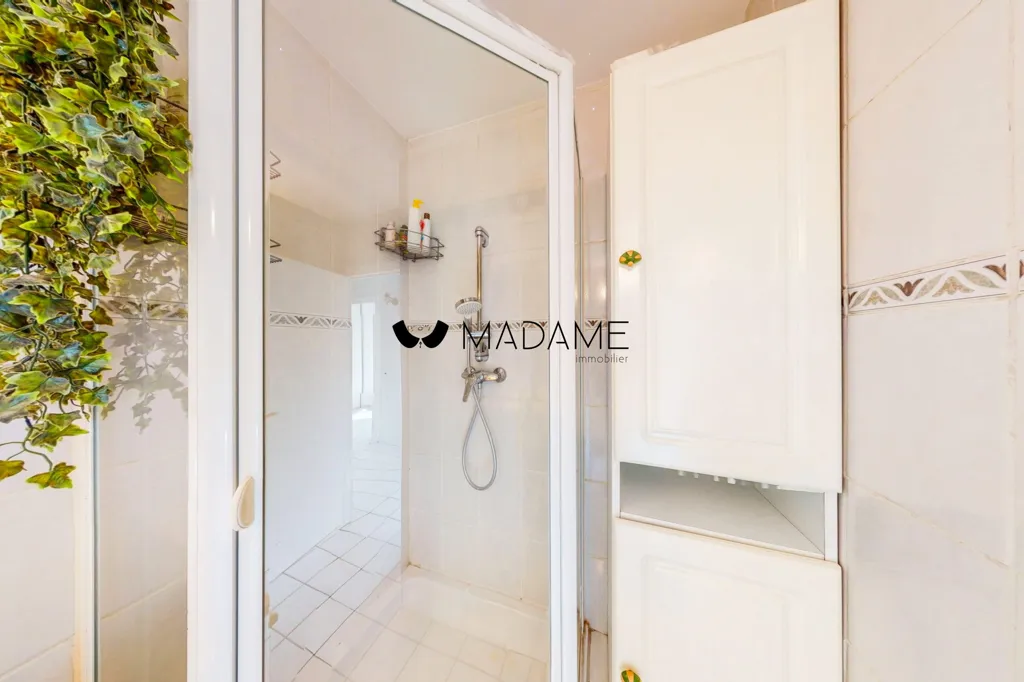 Vannitoad - Apartment with Balcony in Saint-Martin-d'Hères
