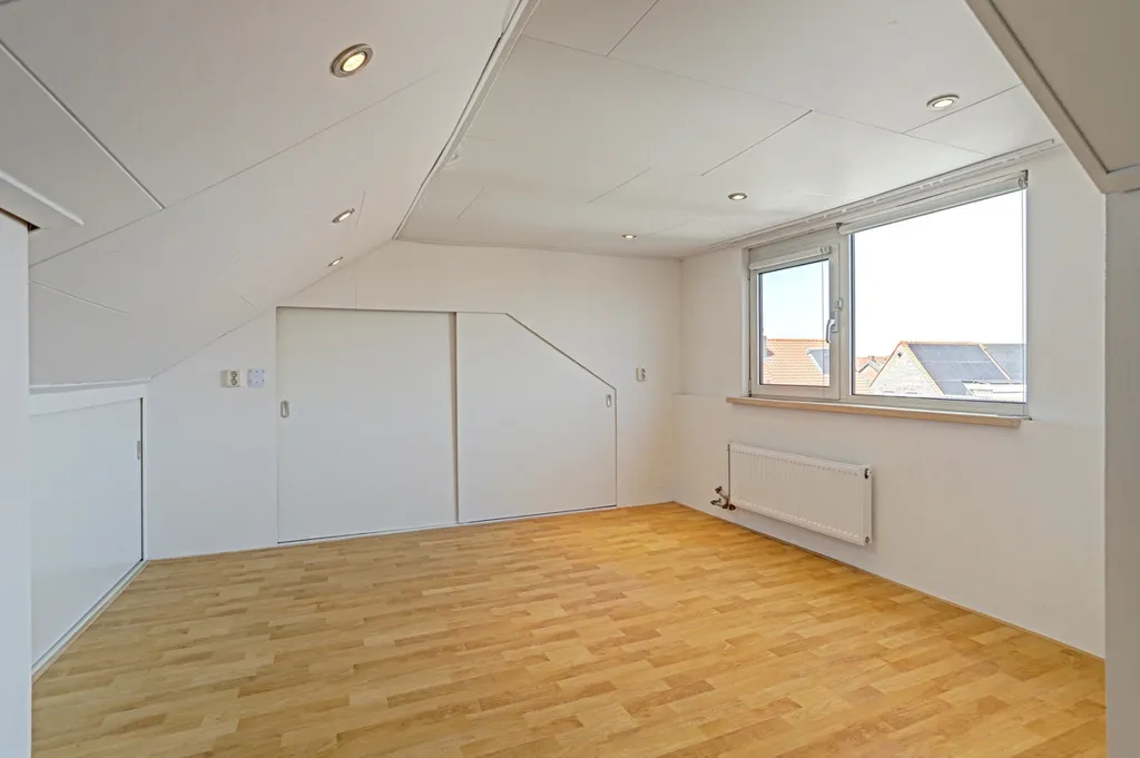 Pièces - Modernised Two-Storey House with Garden in Reusel