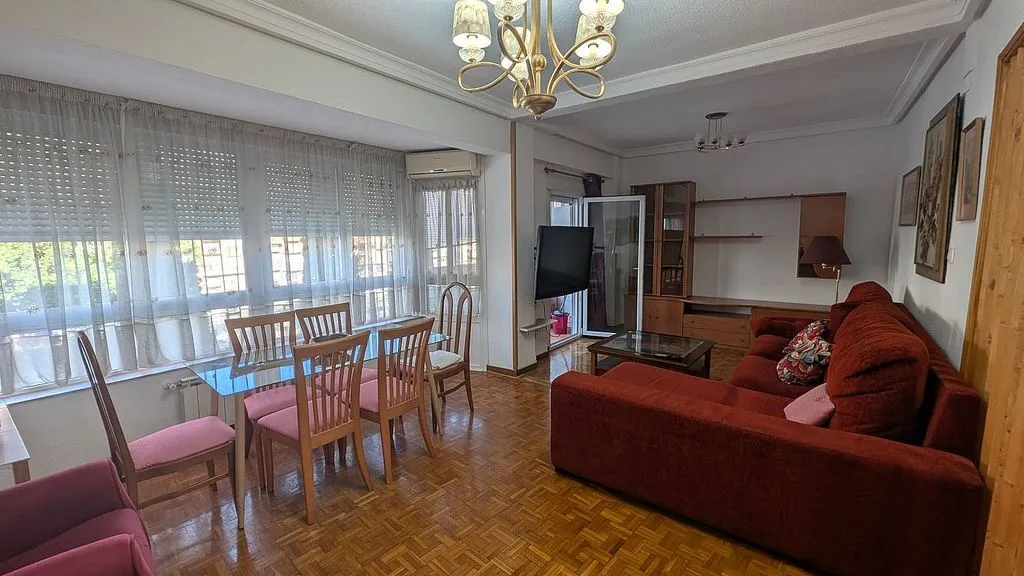 Séjour - Furnished Flat with Balcony in Puertollano Centre