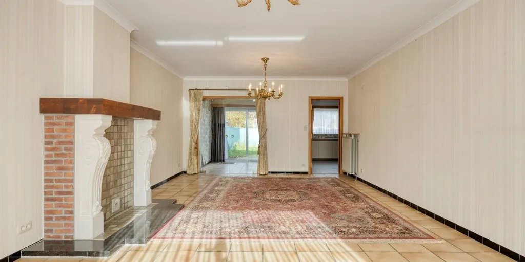 Séjour - Maison à Rénover avec Garage à Hoepertingen