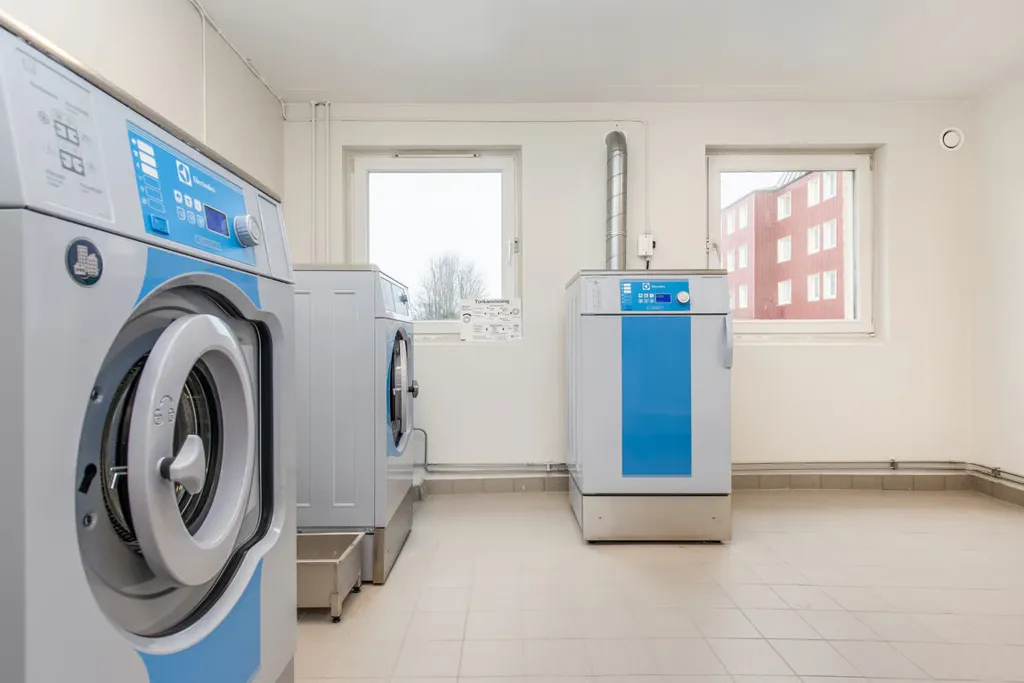 Lavanderia - Ground Floor Apartment with Balcony in Knalleland