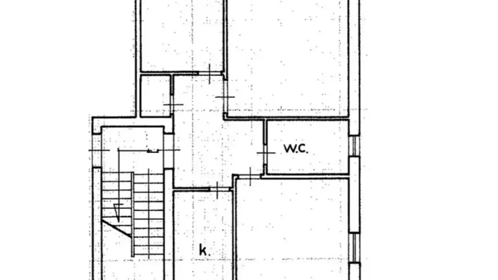 Plan - Three-Bedroom Apartment with Balcony in Rome