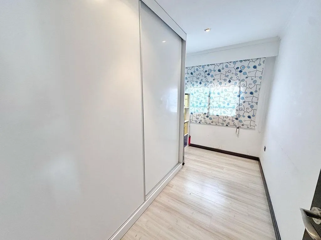 Pièces - Apartment with Balcony in El Campet, Petrer