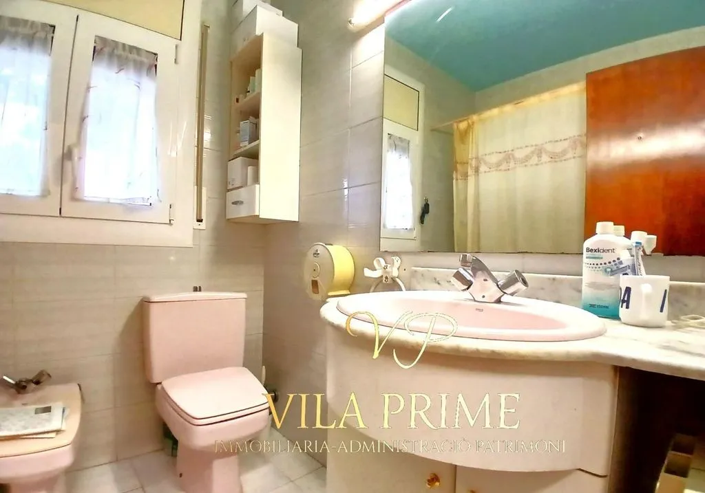 Salles de bain - Detached Villa with Sea View in Vilassar de Dalt