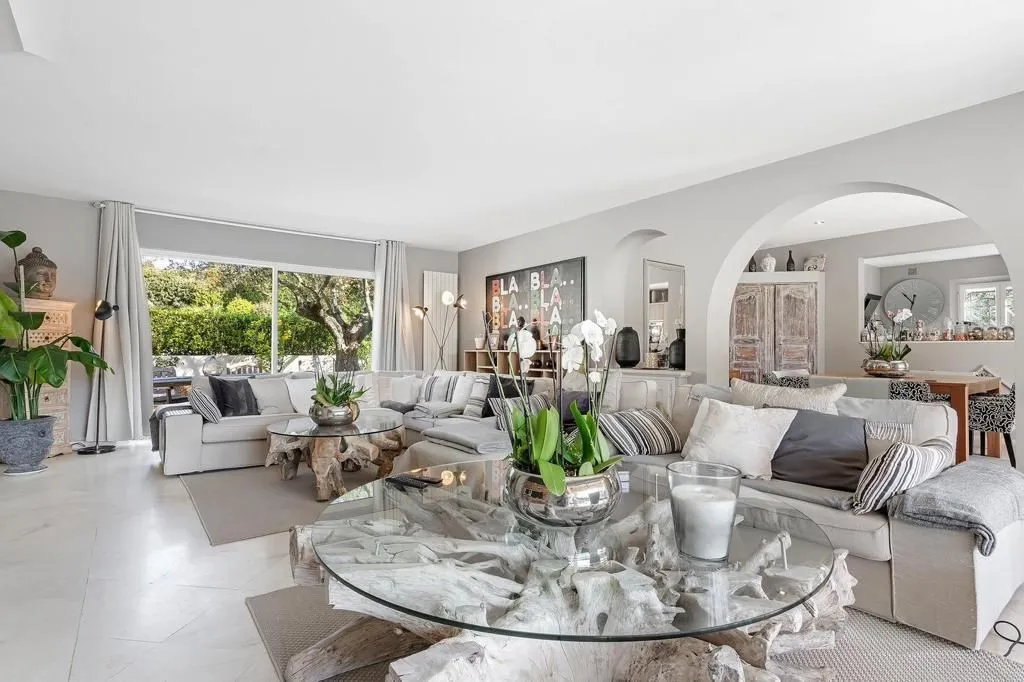 Elutuba - Luxury Villa with Pool in Saint-Tropez