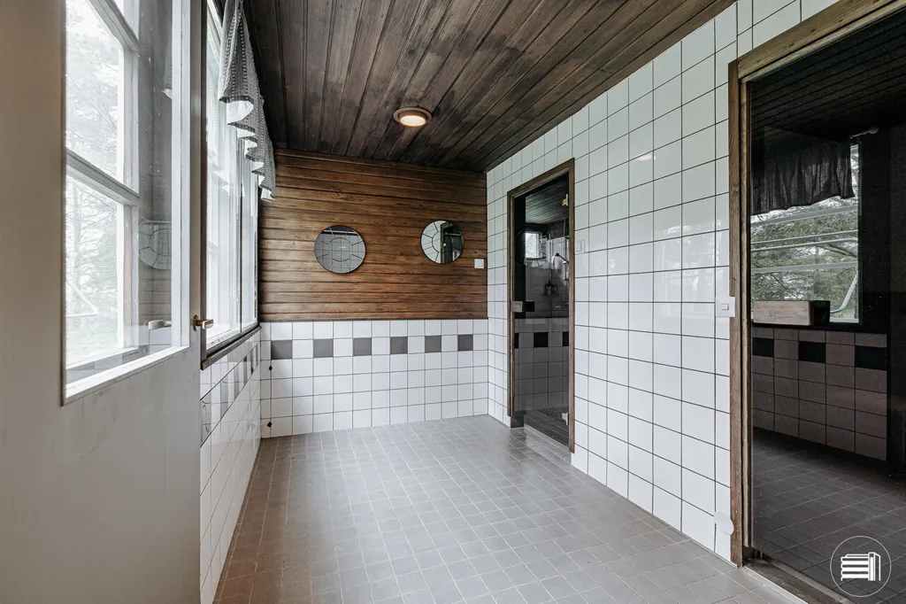 Esik - Architect-Designed House with River View in Kyrönjoki
