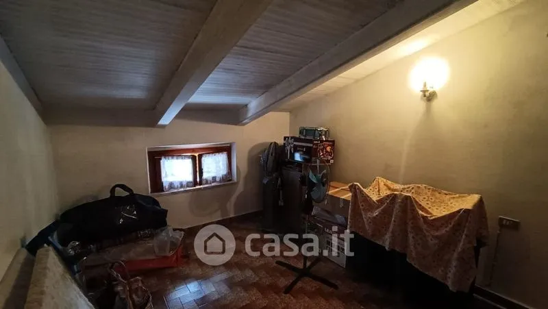 Toad - Terraced House with Garage in Prato