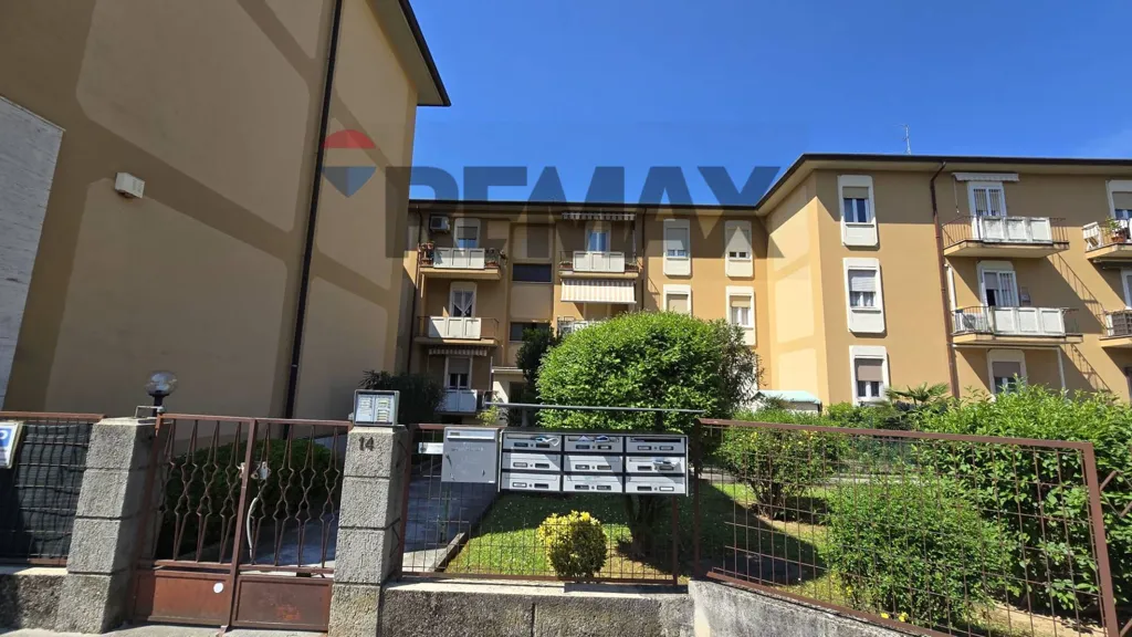 Välivaade - Modernised Three-Bedroom with Garden in Bovezzo
