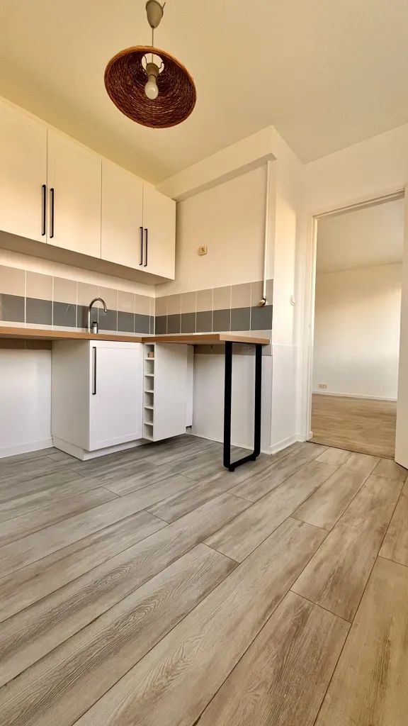 Köök - Renovated Flat with Balcony in Vandoeuvre-Les-Nancy