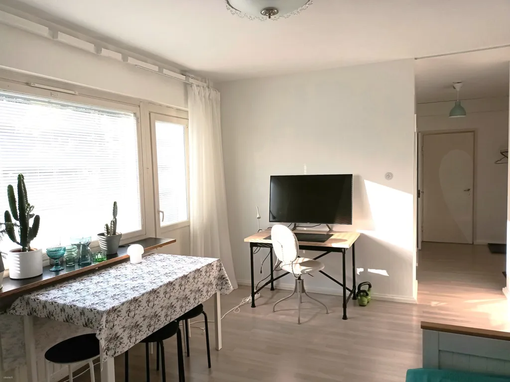 Sala da pranzo - Modernised Apartment with Park Views in Varkaus