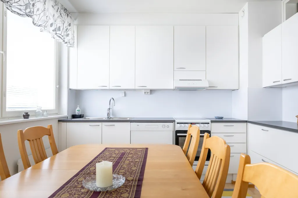 Sala da pranzo - Modernised Apartment with Garden in Kajaani