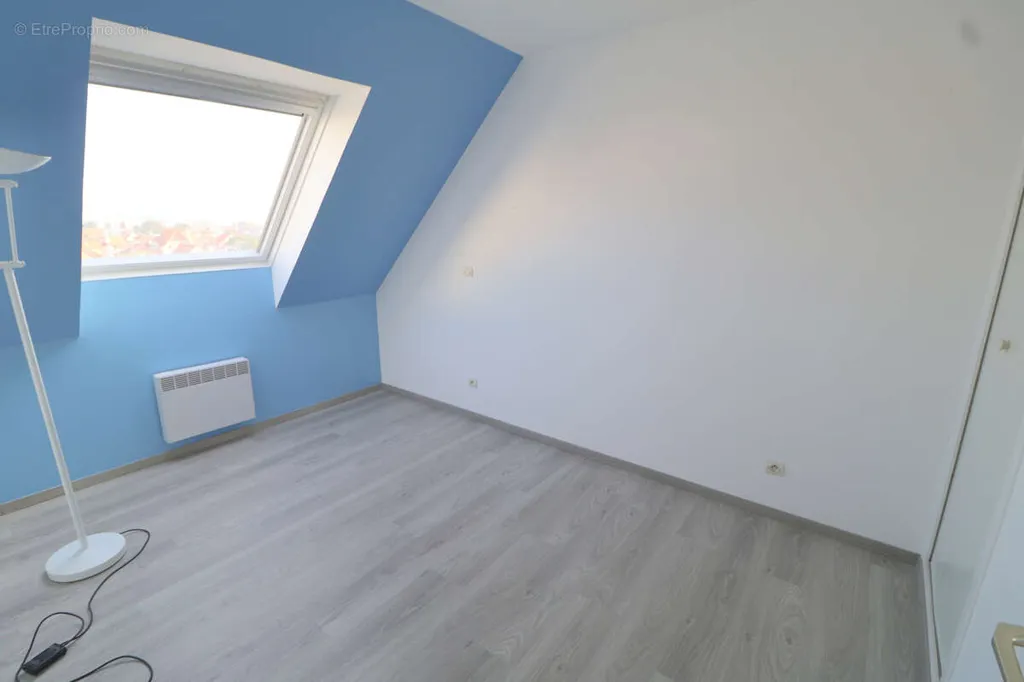 Pièces - Appartement Vue Mer avec Balcon à Cannes