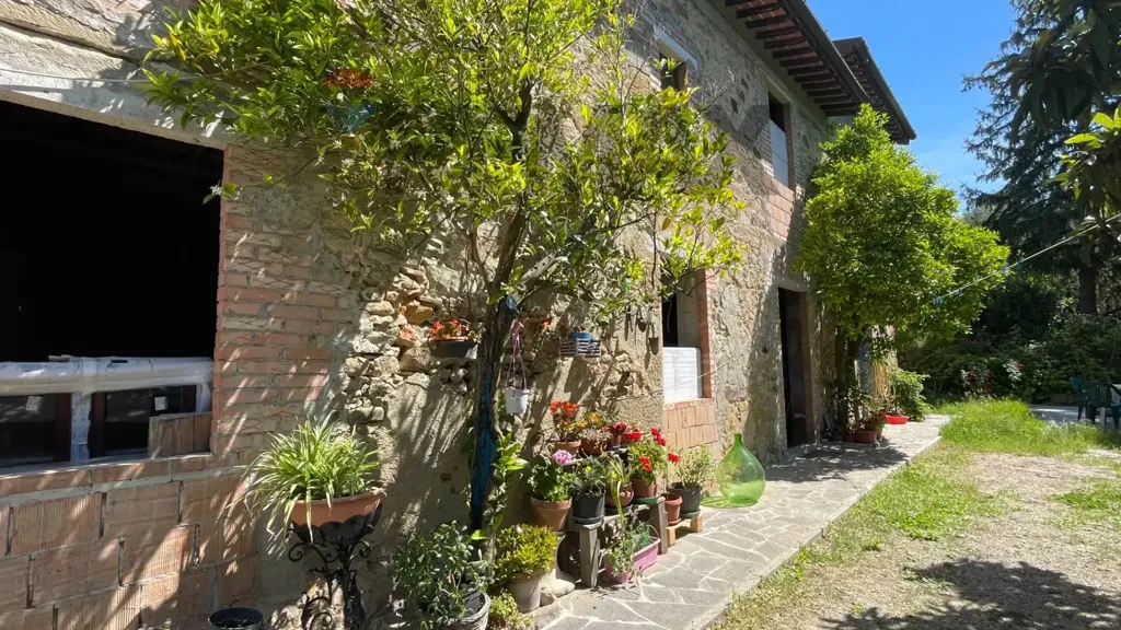 Jardin - Tuscan Hamlet with Olive Groves in Vinci