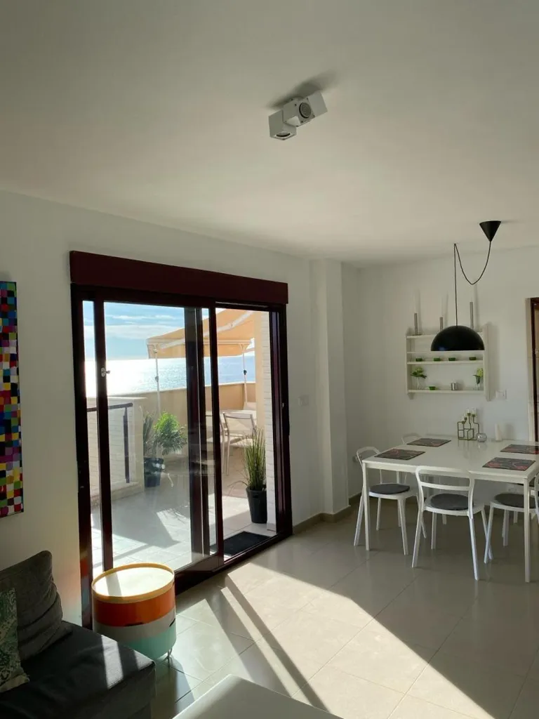 Söögituba - Penthouse with Sea Views in Mojón Hills