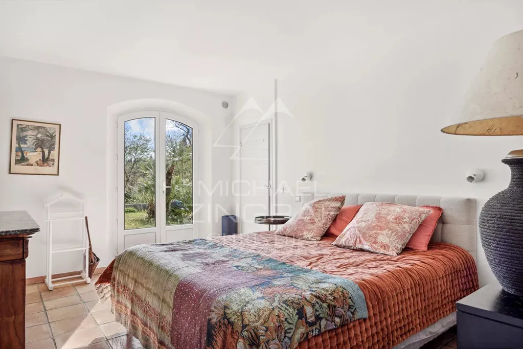 Chambres - Bastide Conçue par Architecte avec Jardins Paysagés