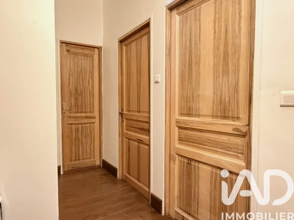 hallway_entrance