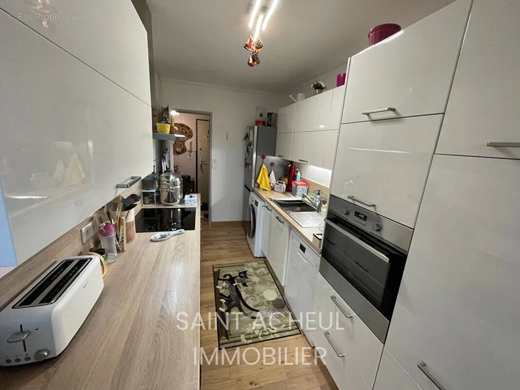 Cucina - Secure Studio Apartment in Quebec District