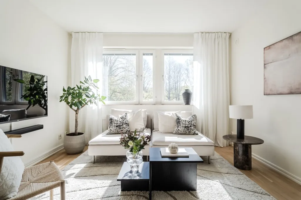 Elutuba - City Centre Flat with Balcony & Open Plan