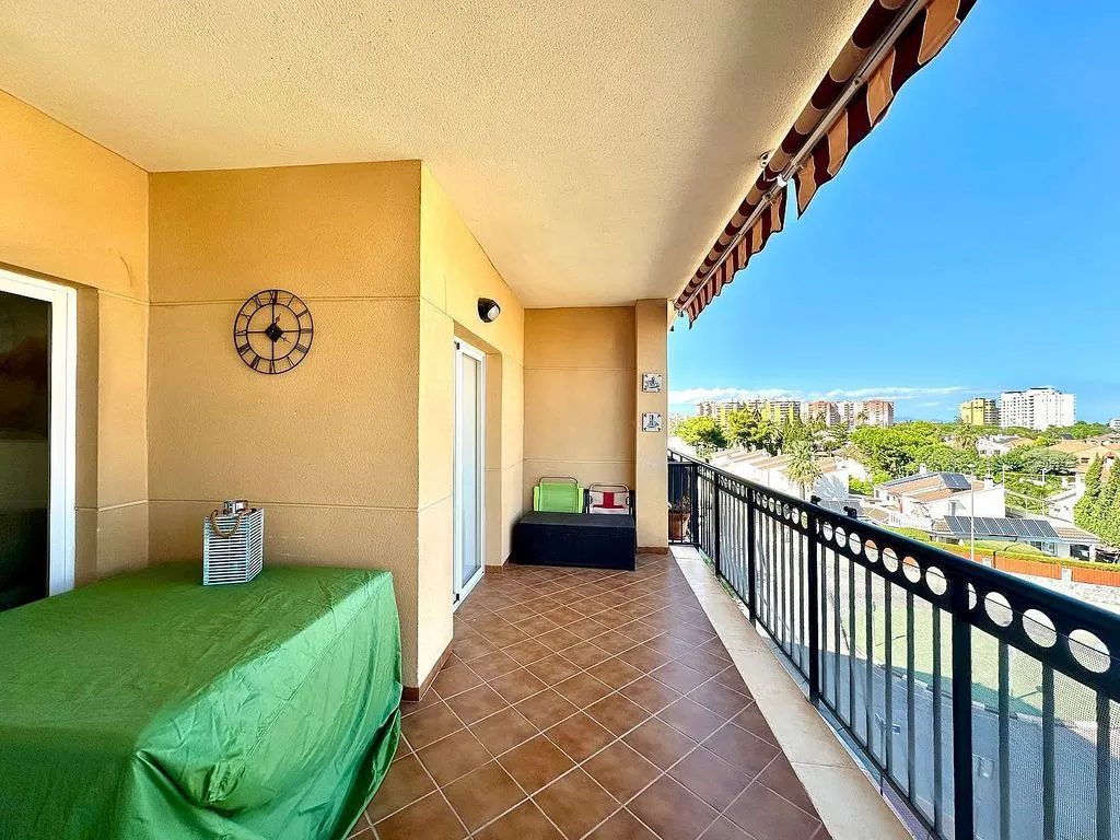 Balcon - Apartment with Pool and Terrace in Guillem de Castro