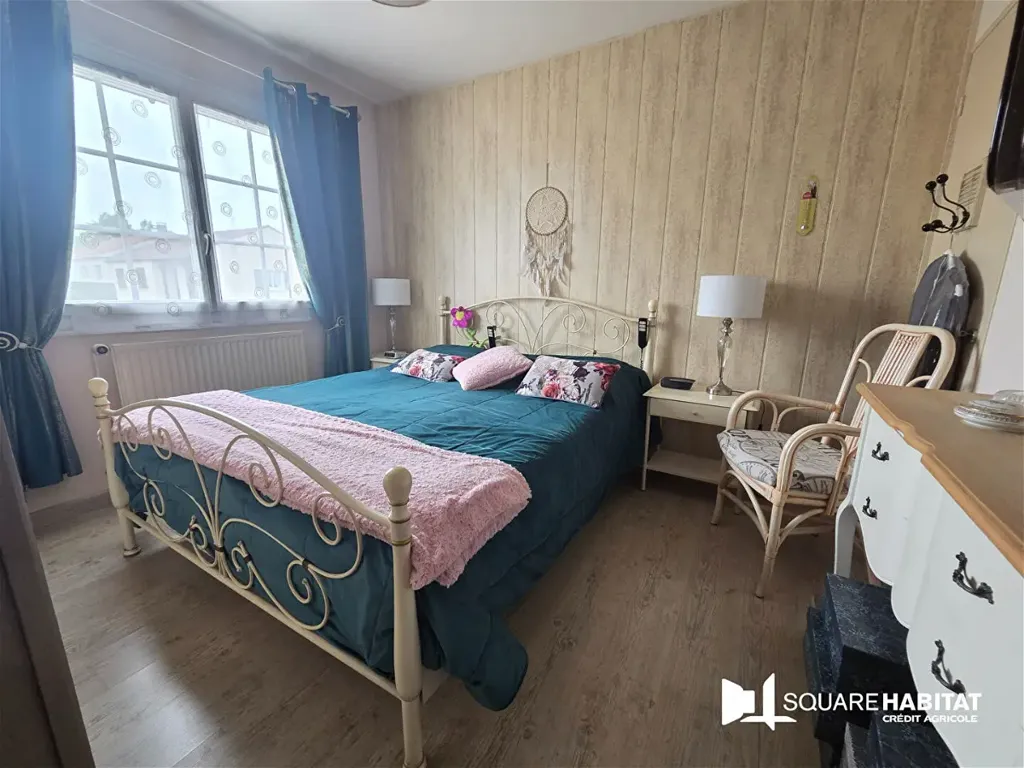 6-toaline maja asukohas Cholet
