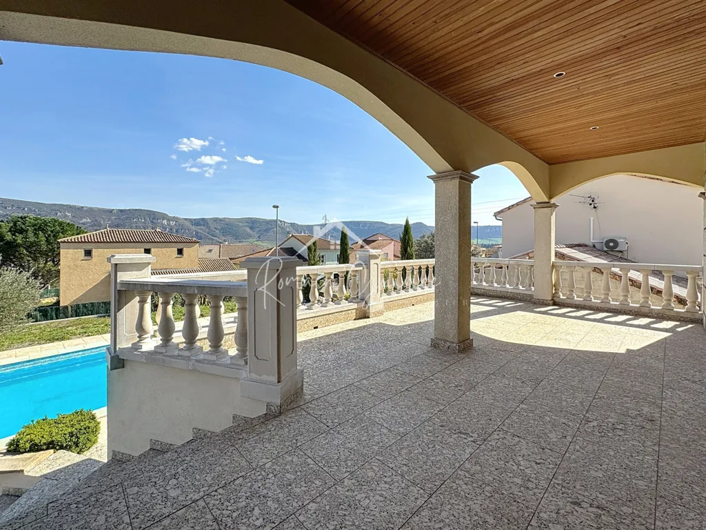 Terrass - Villa with Pool in Millau