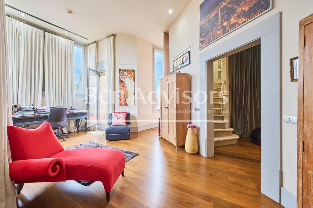 Elutuba - Penthouse with Rooftop Pool in Dreta de l'Eixample, Barcelona