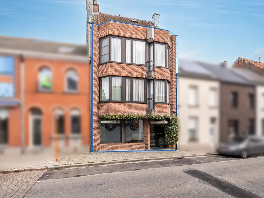 Välivaade - Income-Generating Property with Office Space in Duffel