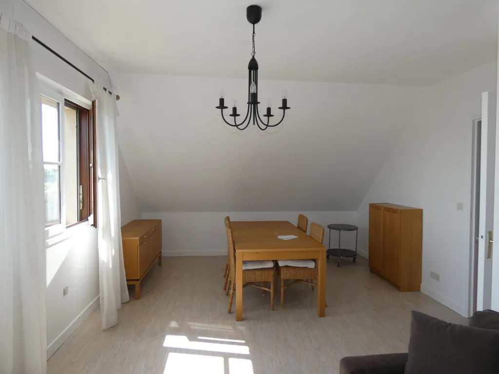 Söögituba - Furnished Flat with Garage in Beaune