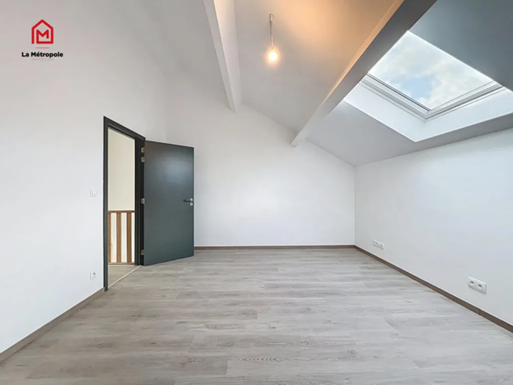 Stanze - New Duplex Apartment with Terrace in Châtelet
