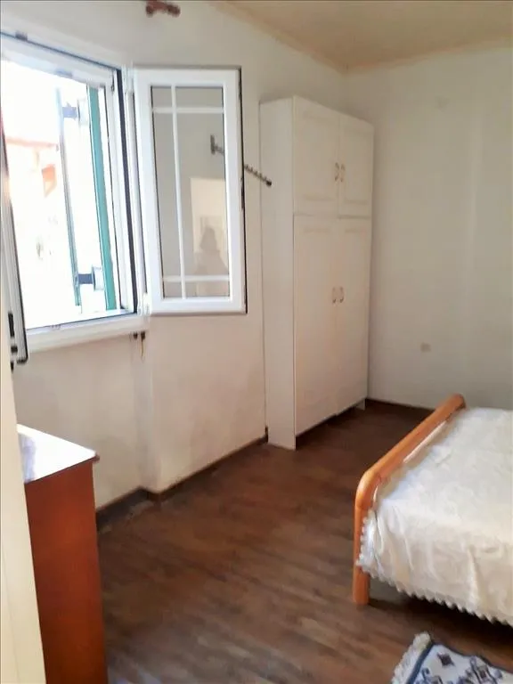 Chambres - Detached House with Yard in Lefkimmi, Corfu