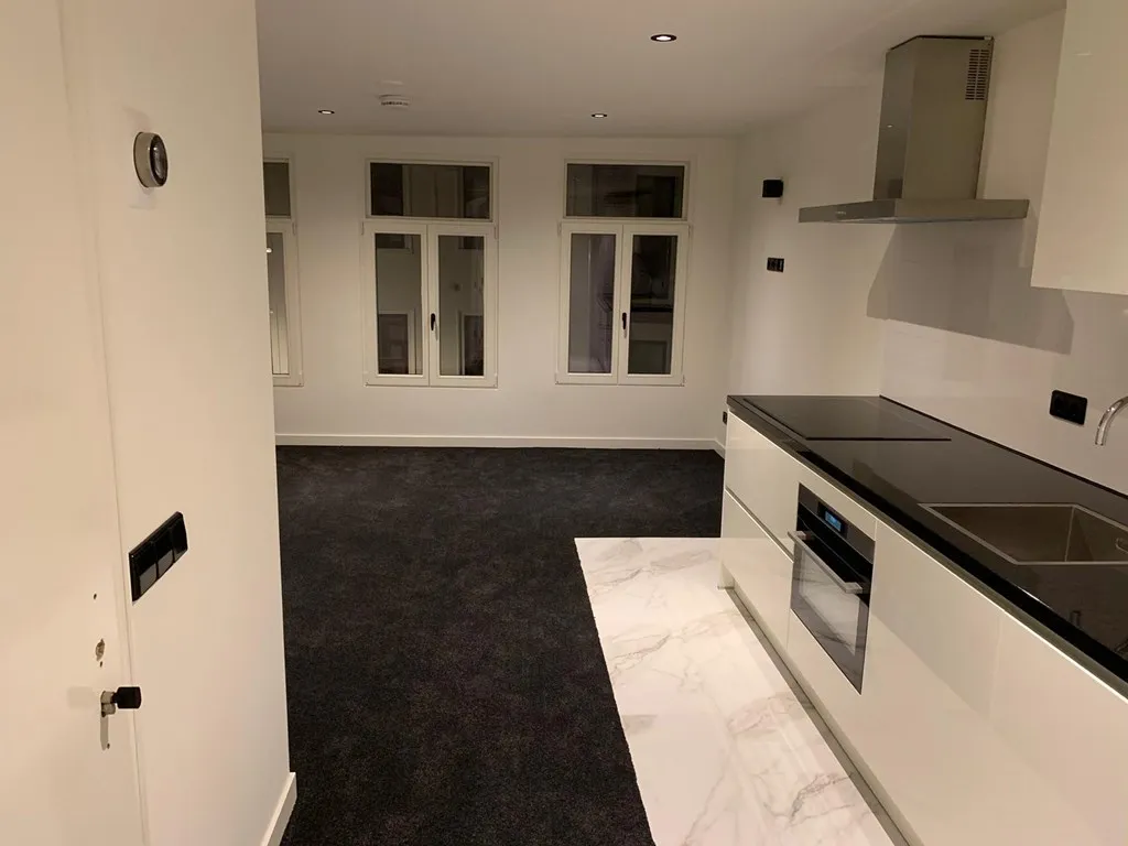 Köök - Renovated Apartment with Balcony in Amsterdam