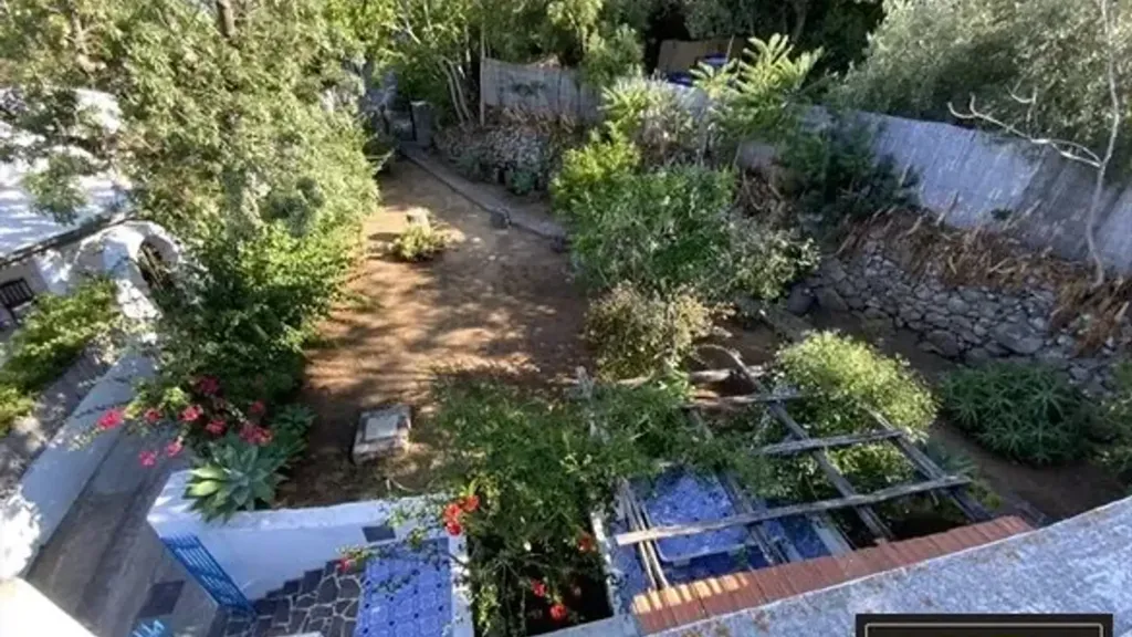 Õhuvaade - Historic Villa with Sea View in Panarea