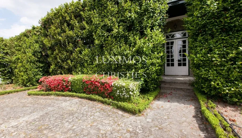 Jardin - Historic Quinta with Lake and Braga Views