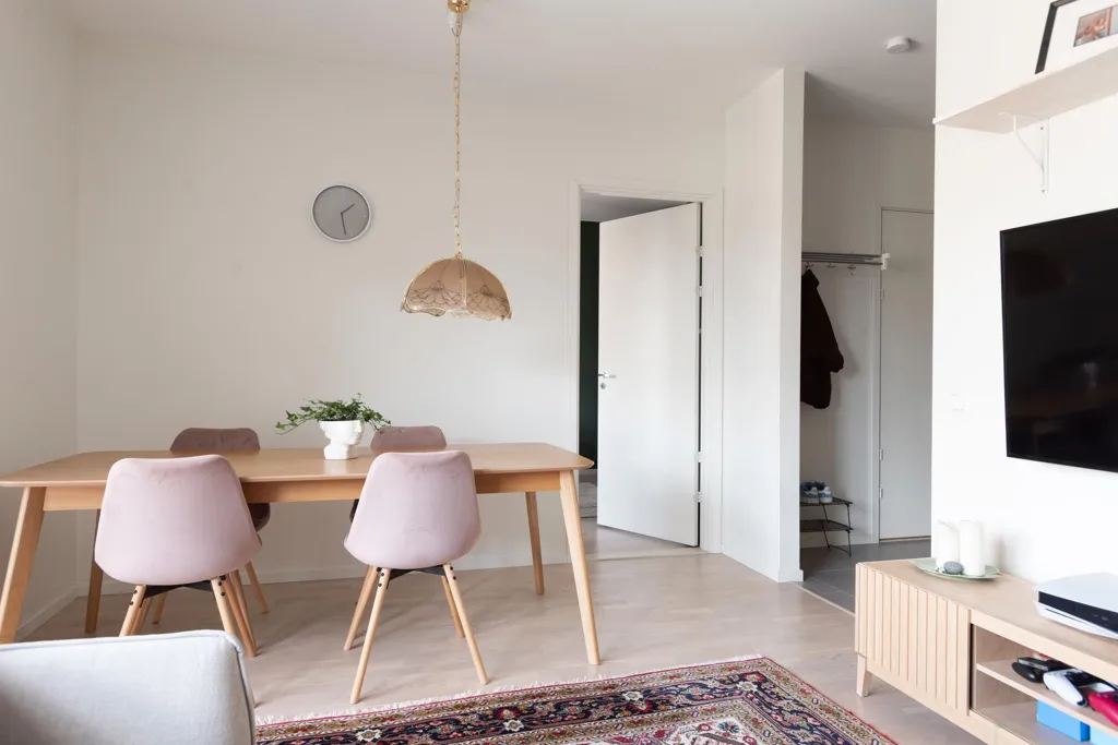 Living Room - Modern Flat with Balcony in Södra Ladugårdsängen